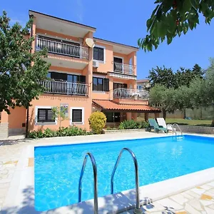 apartments-susy-pula.in-istria.net/