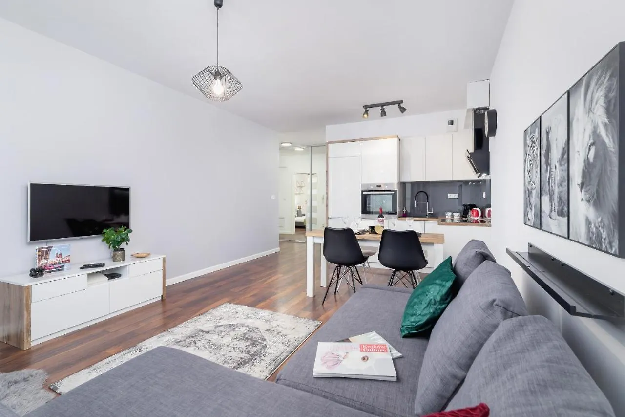 Zablocie Pet-Friendly Slusarska Apartment By Noclegi Renters Krakow 0*,
