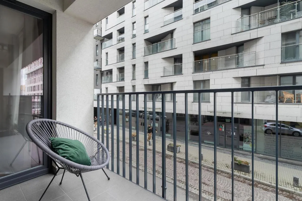 Zablocie Pet-Friendly Slusarska Apartment By Noclegi Renters Krakow
