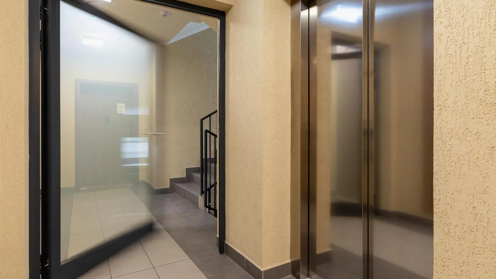 Zablocie Pet-Friendly Slusarska Apartment By Noclegi Renters Krakow 0*,